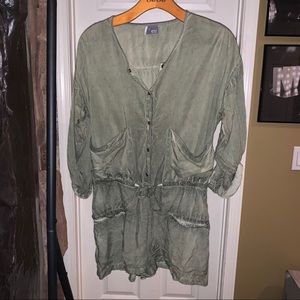 🤑🙌🏽 3/$30 Olive Tie Dye Romper Jumper